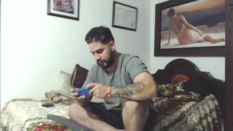 sexxy man online show from December 6, 5:53 am