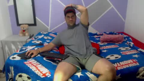 sexxy man online show from March 7, 8:17 pm