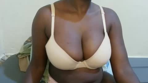 sexxy_maya1 online show from March 21, 9:07 pm