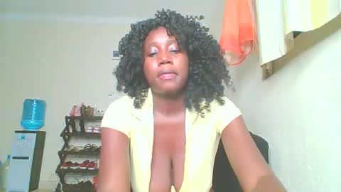 Snapshot of sexxy_thick_ebony chatting on September 23, 6:55 pm Sweet doll  online show from September 23, 6:55 pm