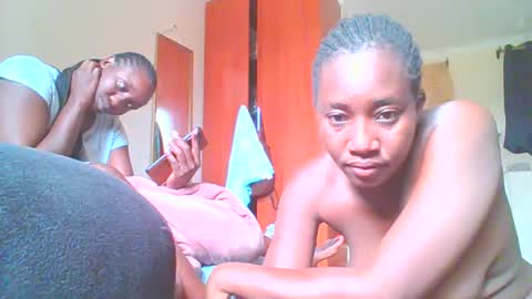 Snapshot of sexxy_thick_ebony chatting on September 29, 8:08 am Sweet doll  online show from September 29, 8:08 am