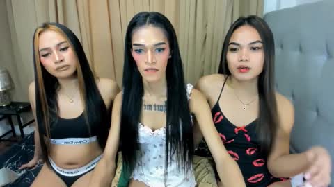 ladyyy sarahh online show from January 9, 7:04 pm