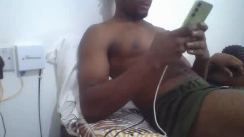 sexxybooty254 online show from December 2, 11:04 am