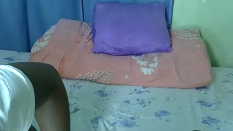 African Queen online show from October 3, 6:49 pm