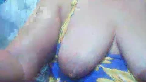 misslovely j online show from October 27, 11:36 am