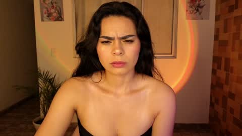  Angie   online show from January 14, 10:59 am