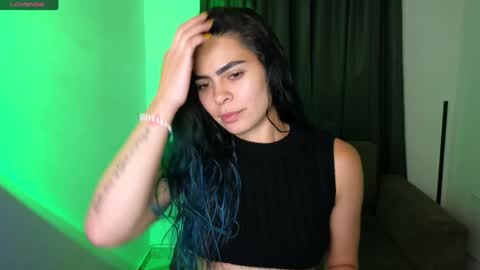  Angie   online show from April 27, 11:25 pm