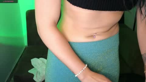  Angie   online show from April 28, 2:27 am