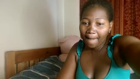 sexxypritty online show from October 5, 6:45 am