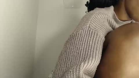 sexxywide ebony online show from April 23, 8:57 am