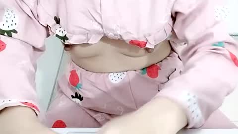 sexy8685 online show from November 3, 11:59 pm