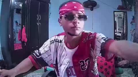 Sebastian online show from March 8, 7:17 pm