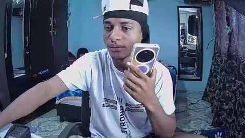 Sebastian online show from April 16, 4:19 pm