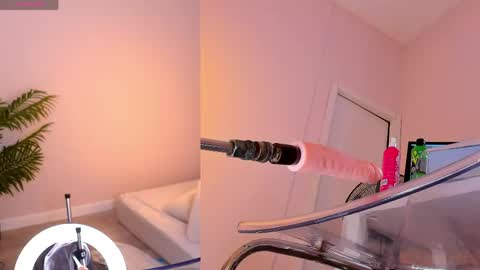 Lina online show from April 25, 12:35 am