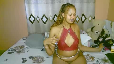 sexy_bluegirl online show from October 15, 11:32 am