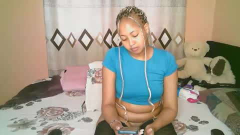 sexy_bluegirl online show from November 14, 11:42 am