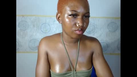 sexy_bluey247 online show from September 25, 3:38 pm