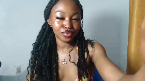 Snapshot of sexy_bluey247 chatting on June 14, 2:24 am sexy_bluey247 online show from June 14, 2:24 am