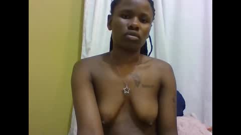 Snapshot of sexy_bree25 chatting on May 3, 4:35 pm bree online show from May 3, 4:35 pm
