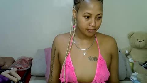 Snapshot of sexy_bubbie01 chatting on May 5, 10:34 am sexy_bubbie01 online show from May 5, 10:34 am