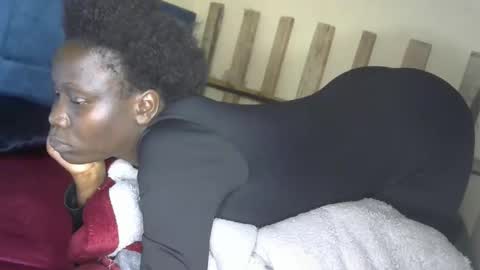 Snapshot of sexy_butty01 chatting on October 3, 6:49 pm sexy_butty01 online show from October 3, 6:49 pm