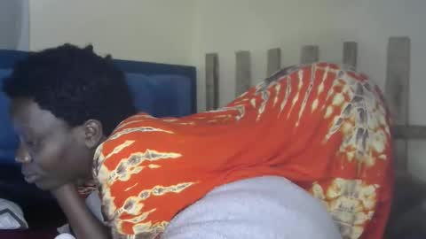 Snapshot of sexy_butty01 chatting on October 7, 5:54 pm sexy_butty01 online show from October 7, 5:54 pm