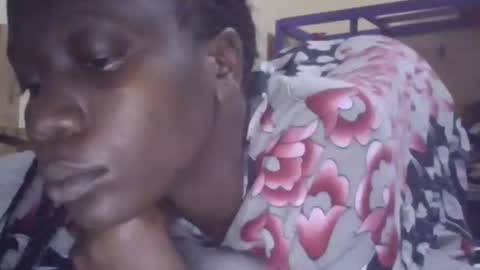 Snapshot of sexy_butty01 chatting on October 29, 7:15 pm sexy_butty01 online show from October 29, 7:15 pm