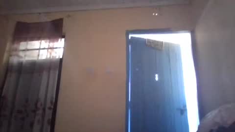 Snapshot of sexy_butty01 chatting on October 30, 7:21 am sexy_butty01 online show from October 30, 7:21 am