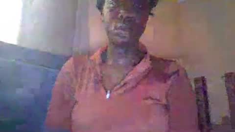 Snapshot of sexy_butty01 chatting on November 7, 10:37 am sexy_butty01 online show from November 7, 10:37 am