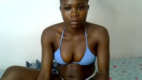 Snapshot of sexy_celeh chatting on July 6, 5:37 pm sexy_celeh online show from July 6, 5:37 pm