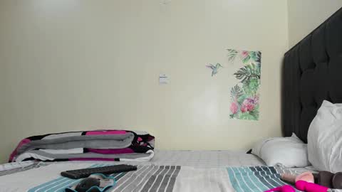 Snapshot of sexy_celena chatting on March 1, 7:15 pm Celena Selena online show from March 1, 7:15 pm