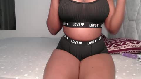 Snapshot of sexy_chocolata chatting on March 8, 8:44 am chocolata online show from March 8, 8:44 am