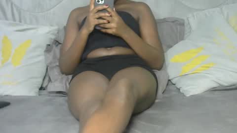 Snapshot of sexy_chocolate001 chatting on December 1, 11:54 pm sexy_chocolate001 online show from December 1, 11:54 pm