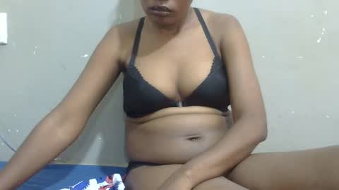 sexy_claude96 online show from January 29, 8:40 am