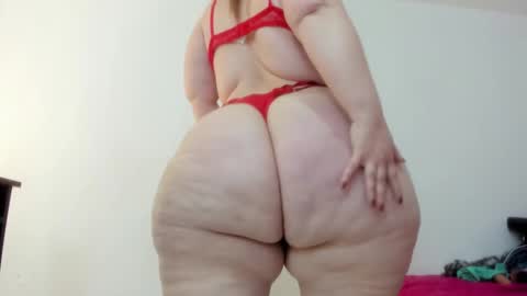 Snapshot of sexy_curvi chatting on December 9, 4:58 pm karla           instagram  online show from December 9, 4:58 pm