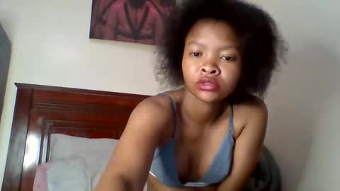 Snapshot of sexy_dianaa chatting on April 30, 9:04 am sexy_dianaa online show from April 30, 9:04 am