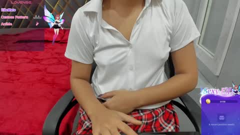 Snapshot of sexy_doll_1_ chatting on February 2, 5:15 pm Sexydoll online show from February 2, 5:15 pm