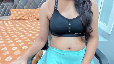 Snapshot of sexy_doll_1_ chatting on September 26, 5:28 pm Sexydoll online show from September 26, 5:28 pm