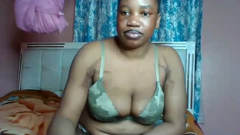 Snapshot of sexy_dot chatting on December 13, 9:20 pm dotie online show from December 13, 9:20 pm