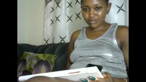 Snapshot of sexy_ebony_bliss chatting on December 11, 7:03 pm adasa online show from December 11, 7:03 pm