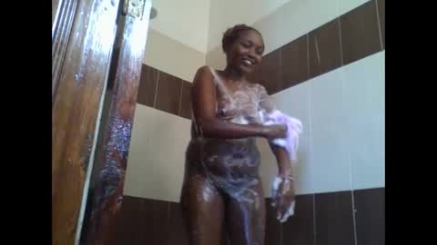 Snapshot of sexy_ebony_bliss chatting on January 4, 12:27 pm adasa online show from January 4, 12:27 pm