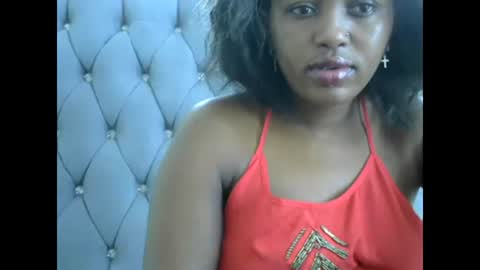 Snapshot of sexy_ebony_bliss chatting on January 29, 11:41 am adasa online show from January 29, 11:41 am