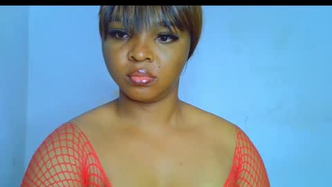 Snapshot of sexy_ebonygirl_ chatting on October 7, 8:17 pm Clara online show from October 7, 8:17 pm
