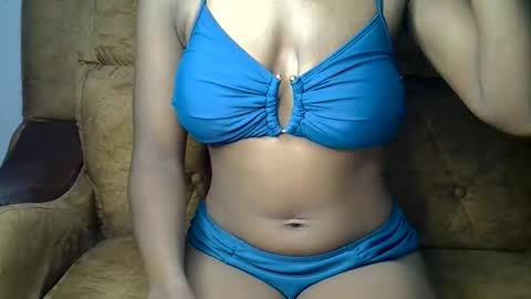 Ellahh online show from March 16, 2:17 am