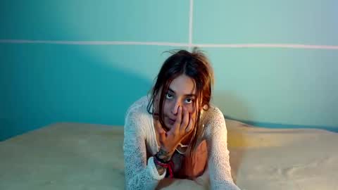 Antonella online show from February 18, 9:00 pm