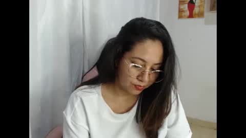 Snapshot of sexy_goddes1 chatting on October 19, 5:52 am layla violeta gomez online show from October 19, 5:52 am