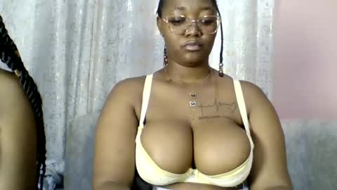 sexy_helle online show from July 28, 11:15 pm