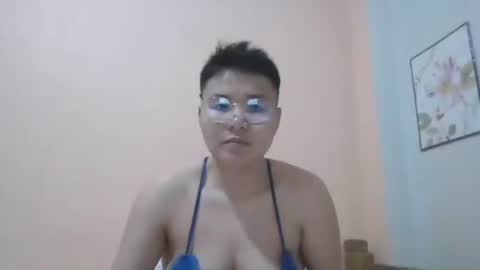 Snapshot of sexy_hotass_girl chatting on December 26, 3:49 am Anna online show from December 26, 3:49 am