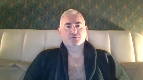 Snapshot of sexy_italiandaddy chatting on April 7, 5:52 am Antonio online show from April 7, 5:52 am