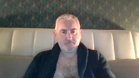 Snapshot of sexy_italiandaddy chatting on April 10, 8:35 pm Antonio online show from April 10, 8:35 pm